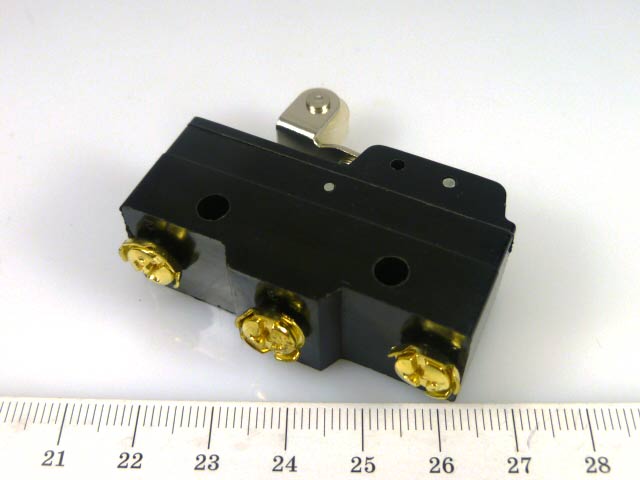 Микропереключатель Z-15GW22-B с короткой лапкой (с роликом), 250В, 15А, Китай