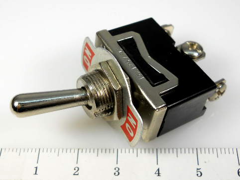 MT KN3(C)-102A-B2 15A/125V, 10A/250V , 1гр.на перекл. / 2 фикс. полож. ON-OFF / винт.конт., Jietong