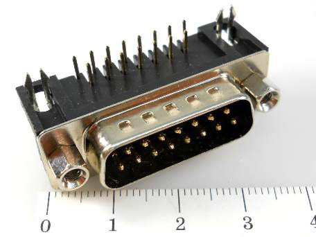 DRB-15M (DS1037-15MNAKT74-0CC) вилка на плату угловая, CONNFLY
