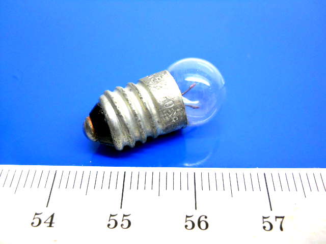 Лампа накаливания цоколь е10 2,5в 0,15а. Лампочка 2.5 вольт 0,068а. Лампа накаливания мн 1-0.068 е10 миниатюрная. Лампочка накаливания с цоколем е10.