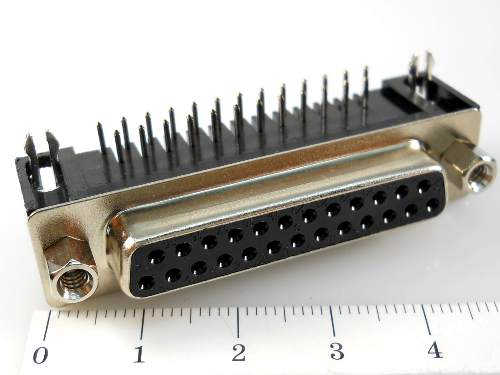 DRB-25FA  розетка на плату угловая, (DS1037-25FNAKT74-0CC), CONNFLY