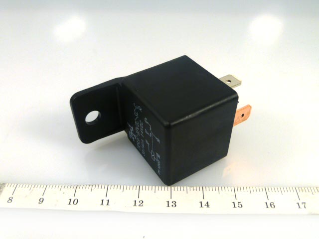 РЕЛЕ TR93F-12VDC-SC-C, [=12В.] [1гр.на перекл.] [40А.=14В.], TTi